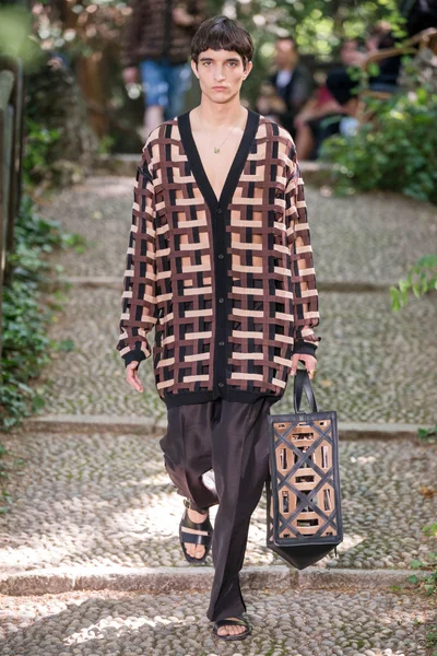 Look 58